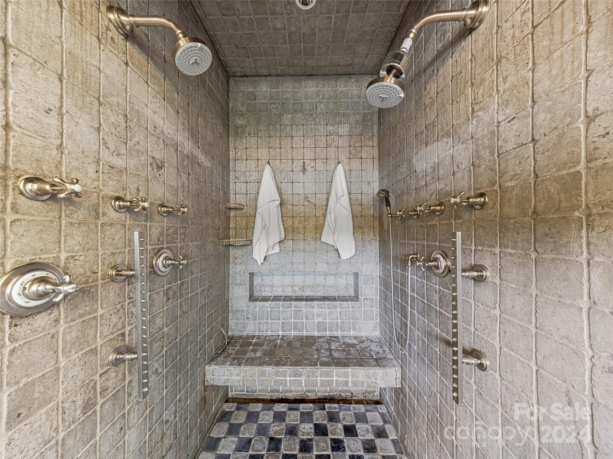 Lake Toxaway Estates - Residential