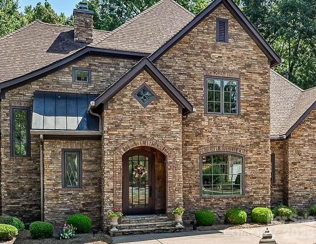 2320 Brawinal Court