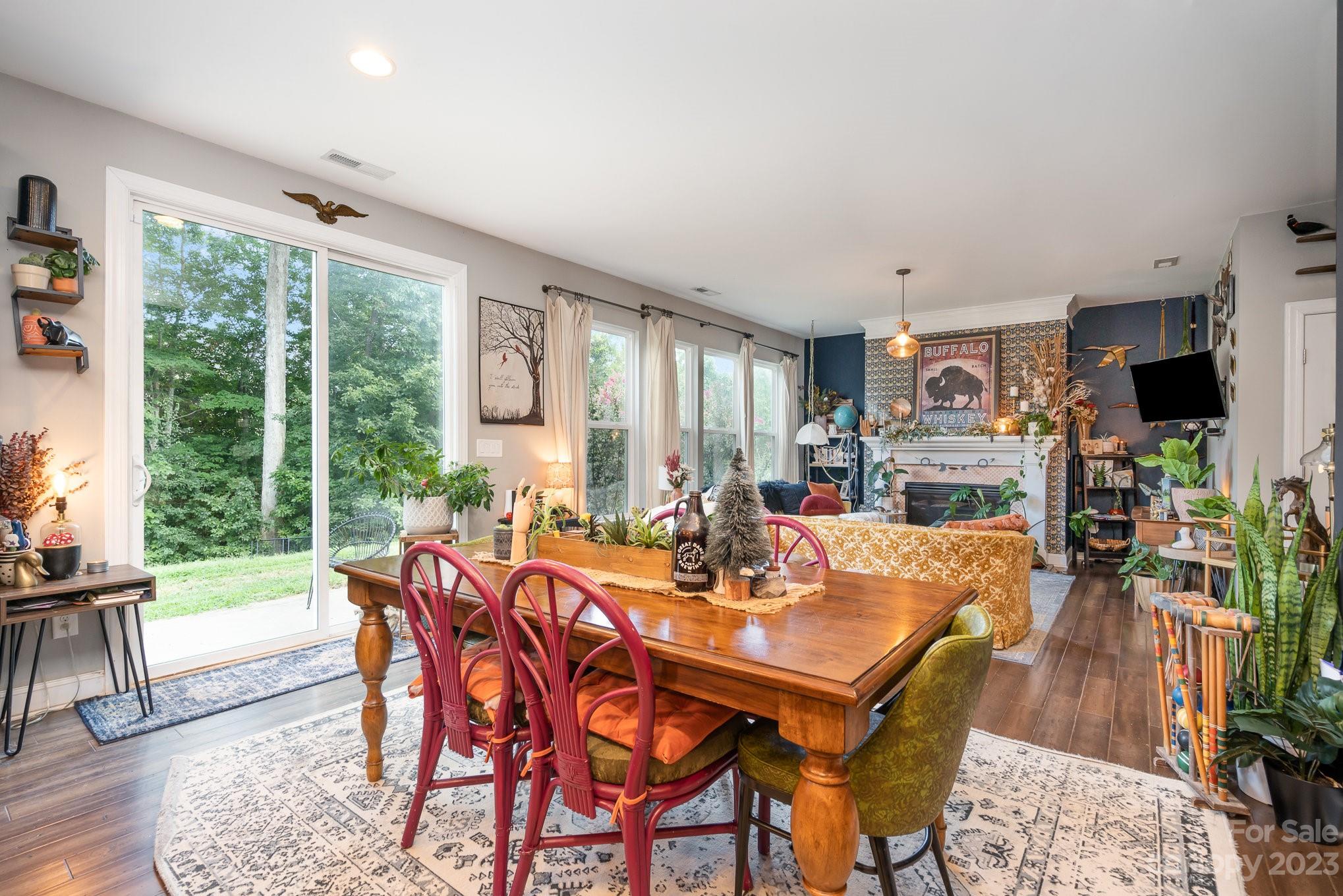 Woodlands Creek - Residential