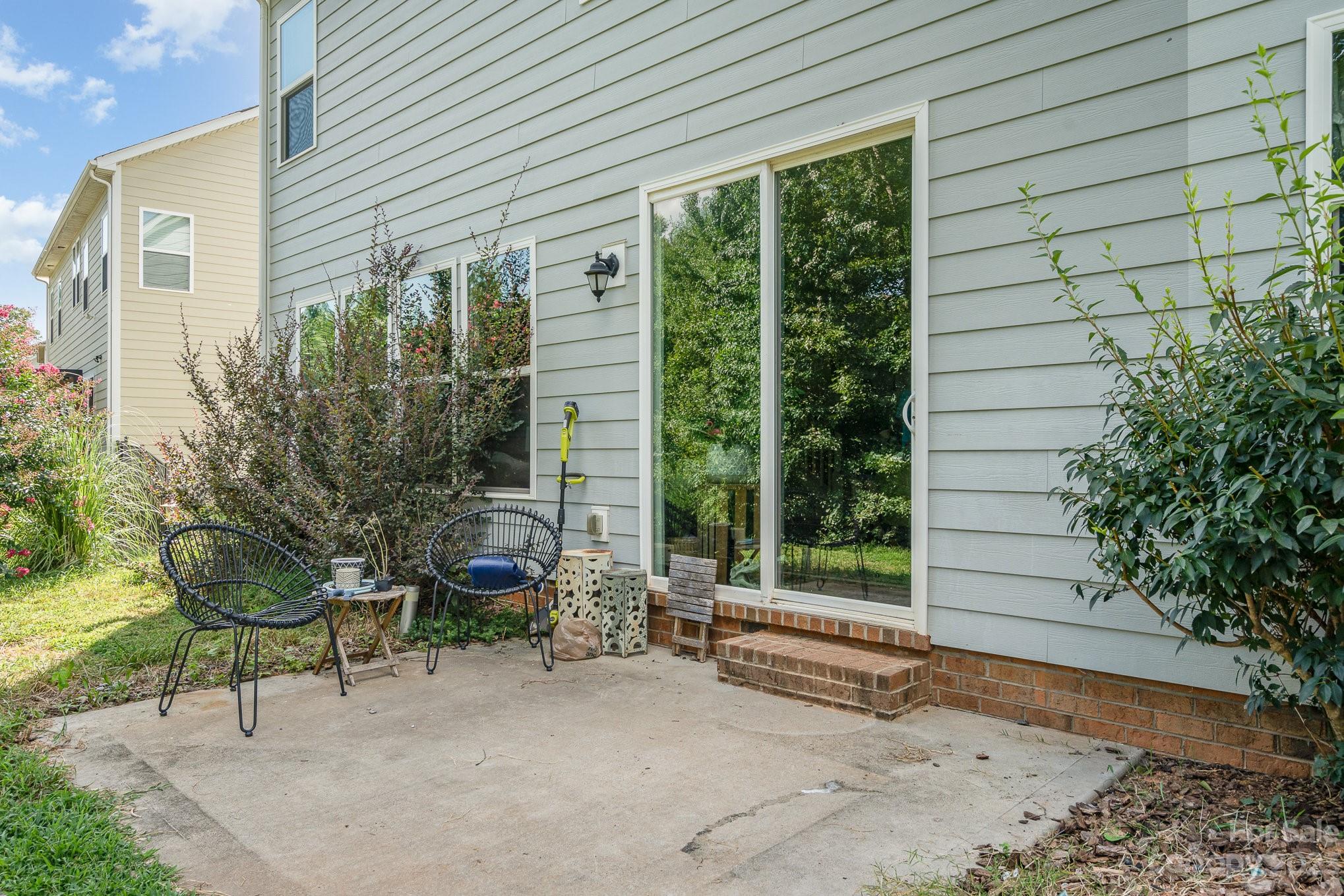 Woodlands Creek - Residential