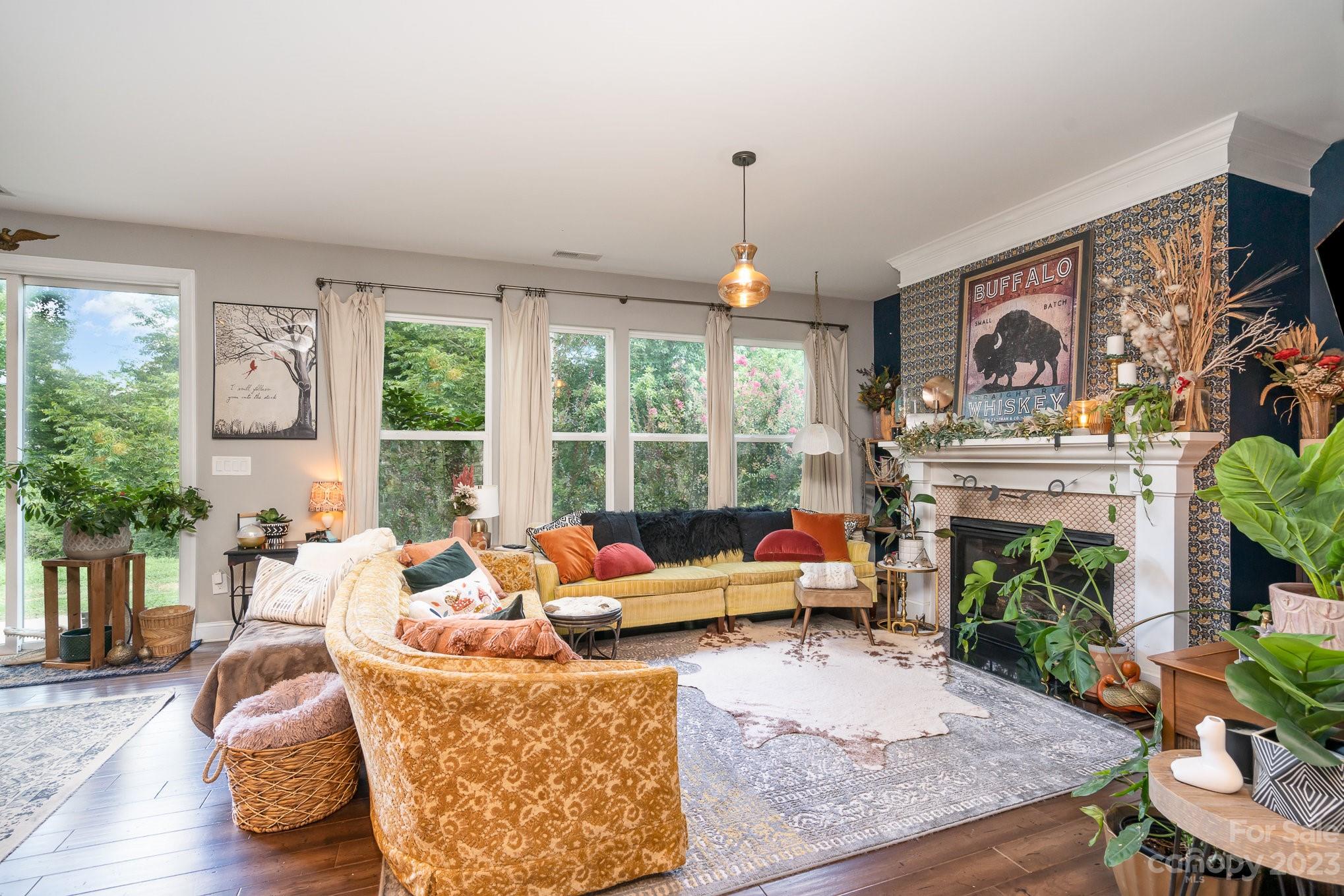 Woodlands Creek - Residential