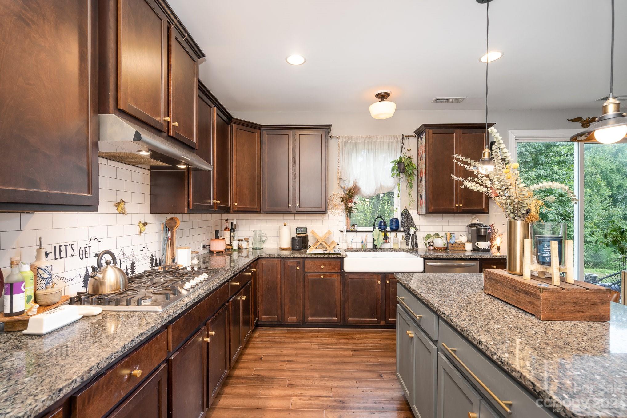 Woodlands Creek - Residential