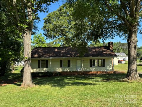 173 Finger Street Lincolnton NC 28092