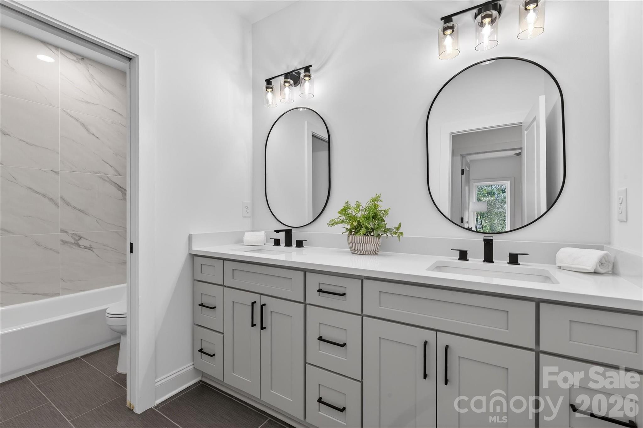 Oaklawn Park - Residential