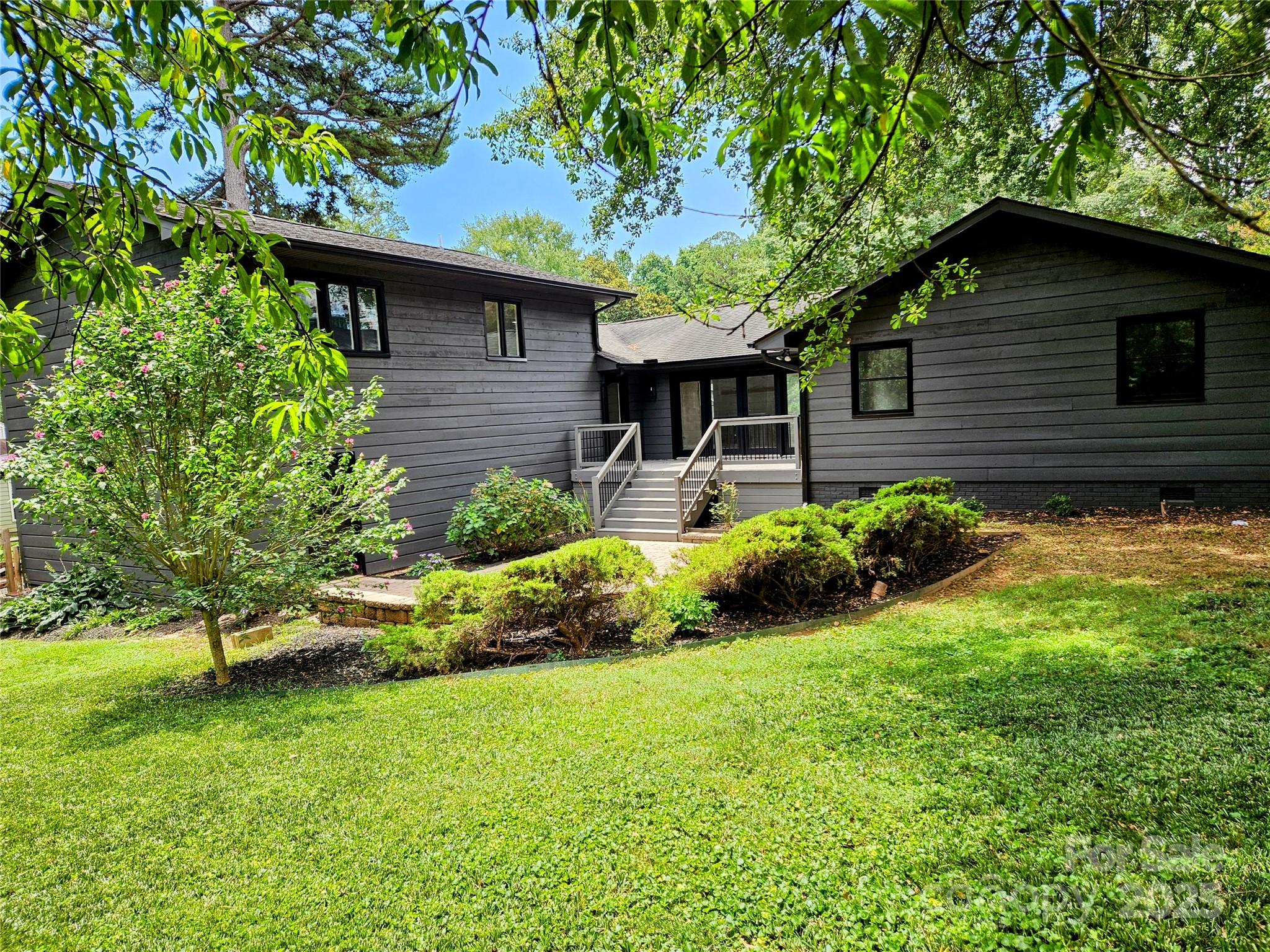 4901 Pine Ridge Road