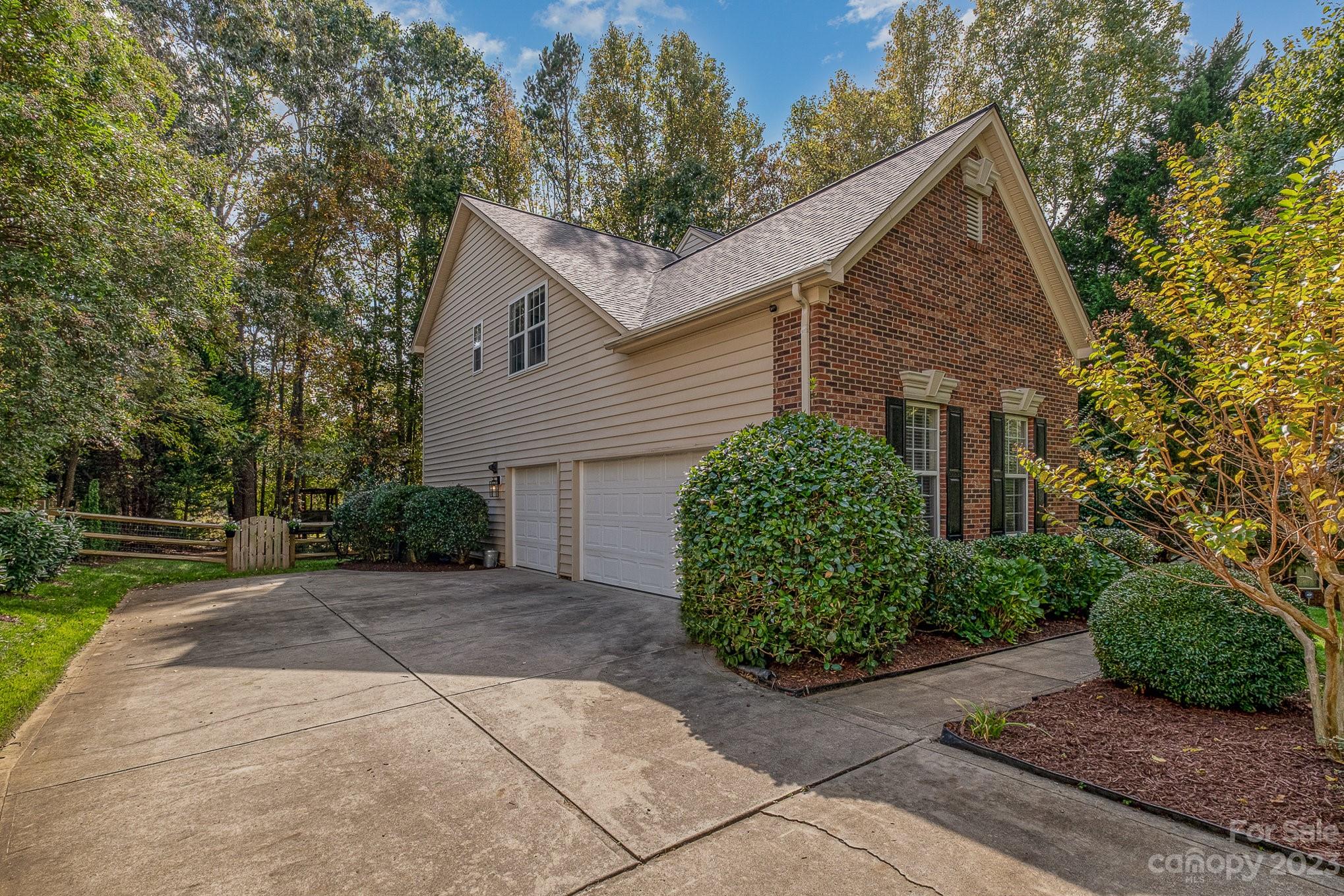 Overlook - Residential