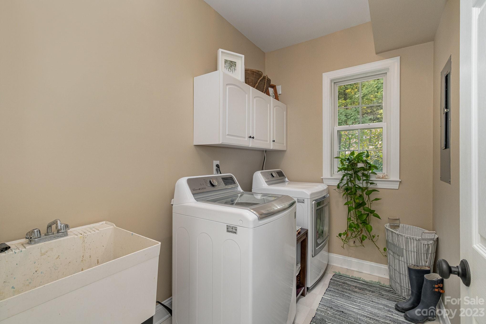 Overlook - Residential