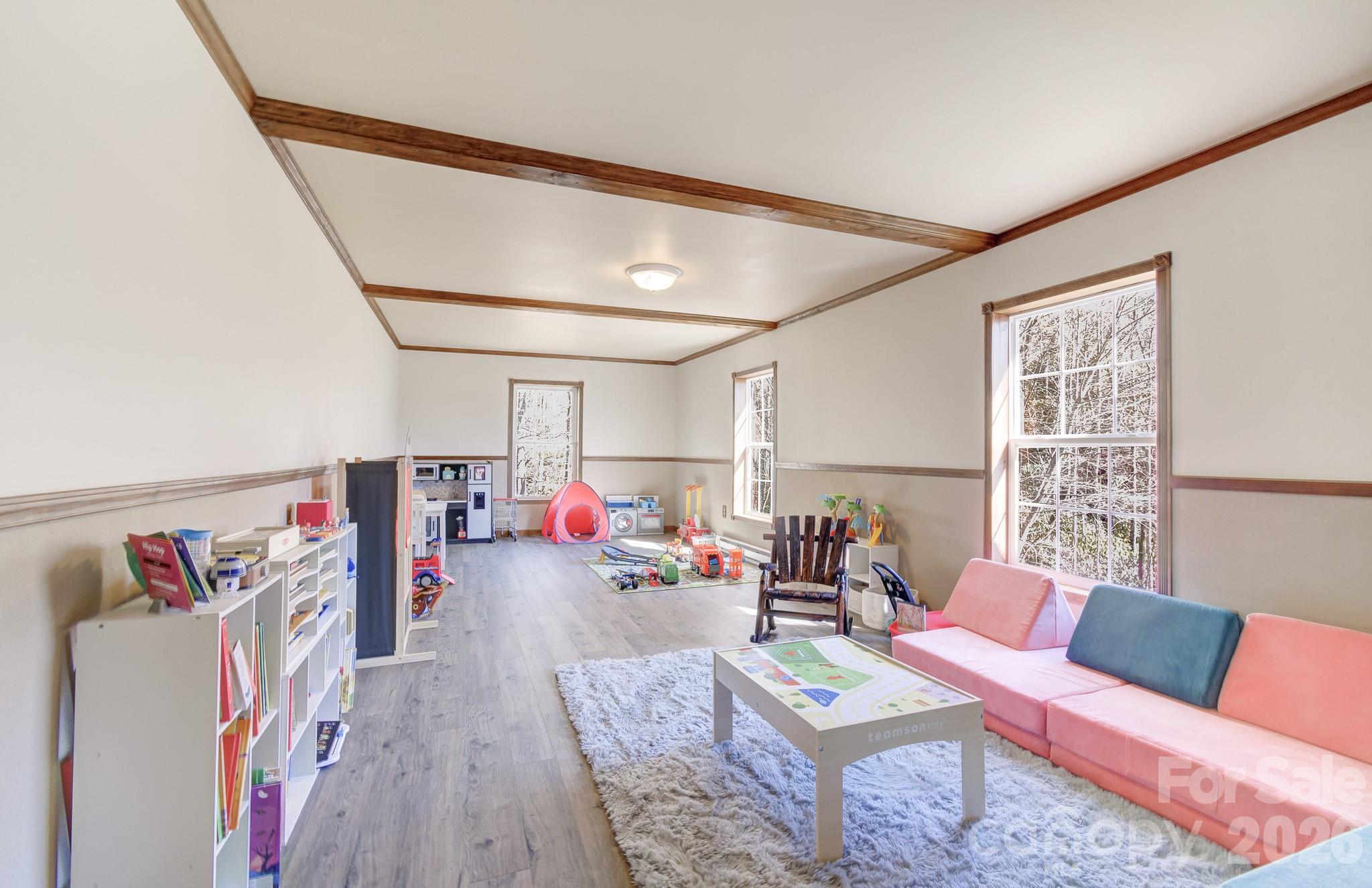 Rambling Ridge - Residential