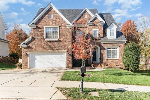 3308 Grandeur Road Charlotte NC 28269