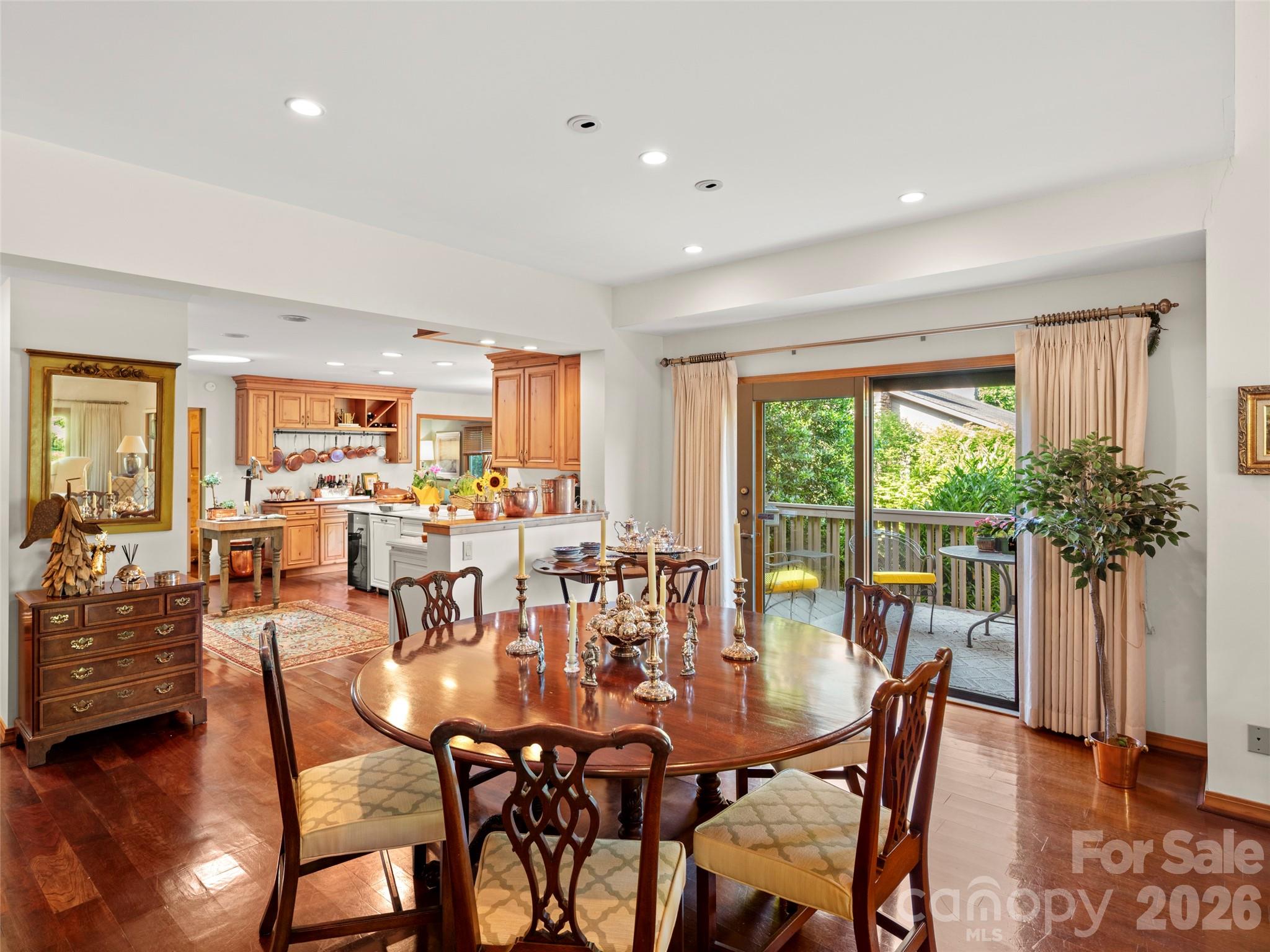 20 Clubside Drive