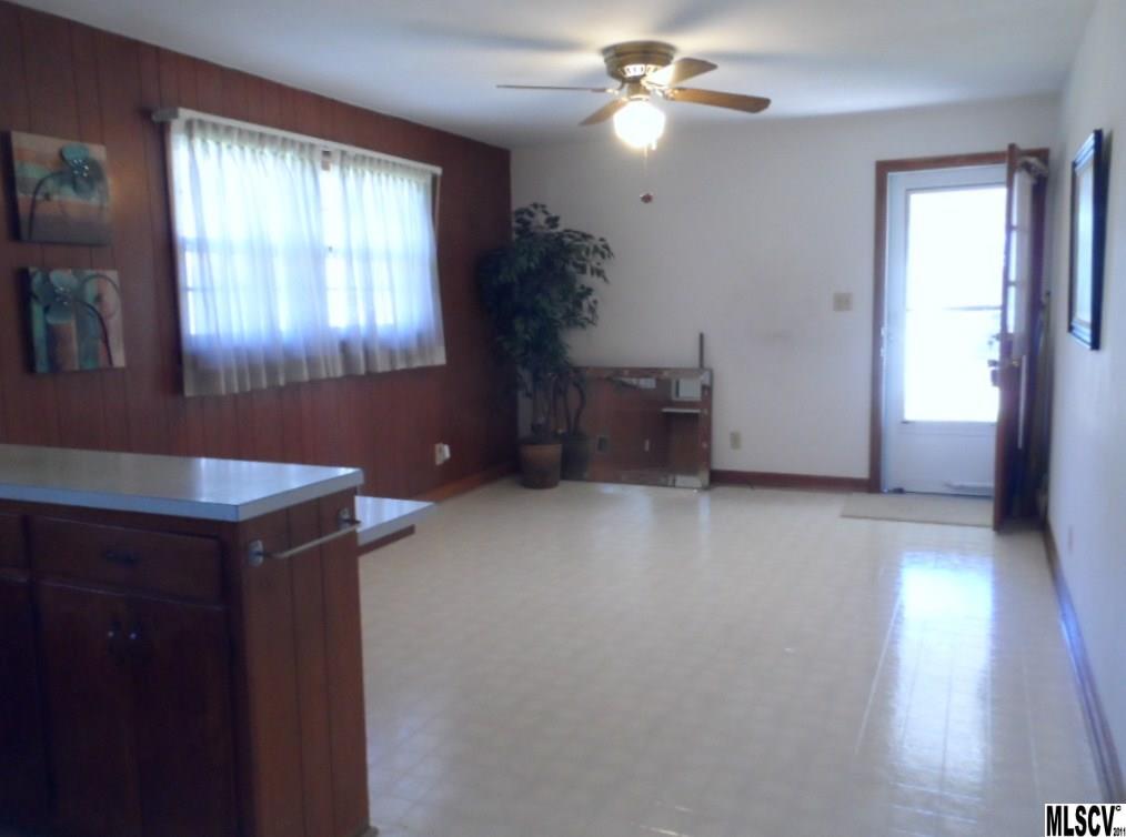 Sandy Ridge Acres - Residential