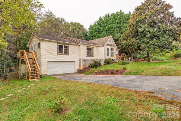5 PARKWAY CREEK DR, ASHEVILLE, NC 28803 - Image 376f07981b2103a8facbec4a72ff15e0/207359485