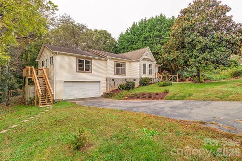 Photo of 5 Parkway Creek Drive, Asheville, NC 28803 (MLS # 4429055)