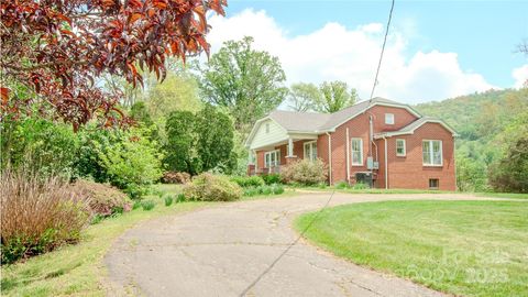 4680 E Old Clyde Road Clyde NC 28721
