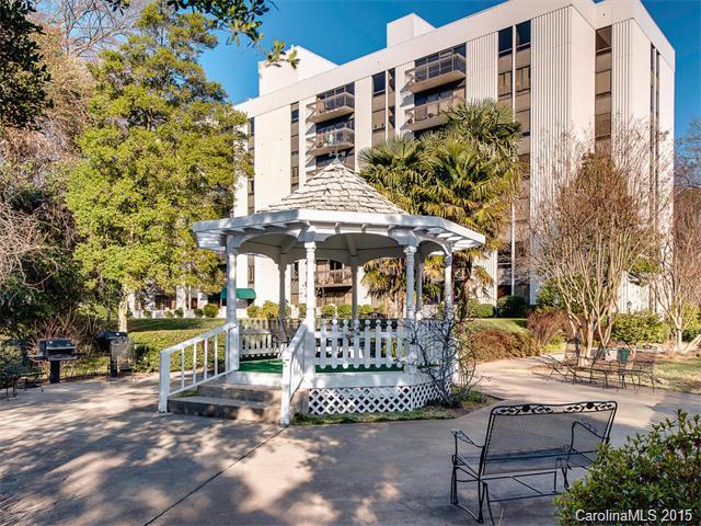 queens oaks - Residential