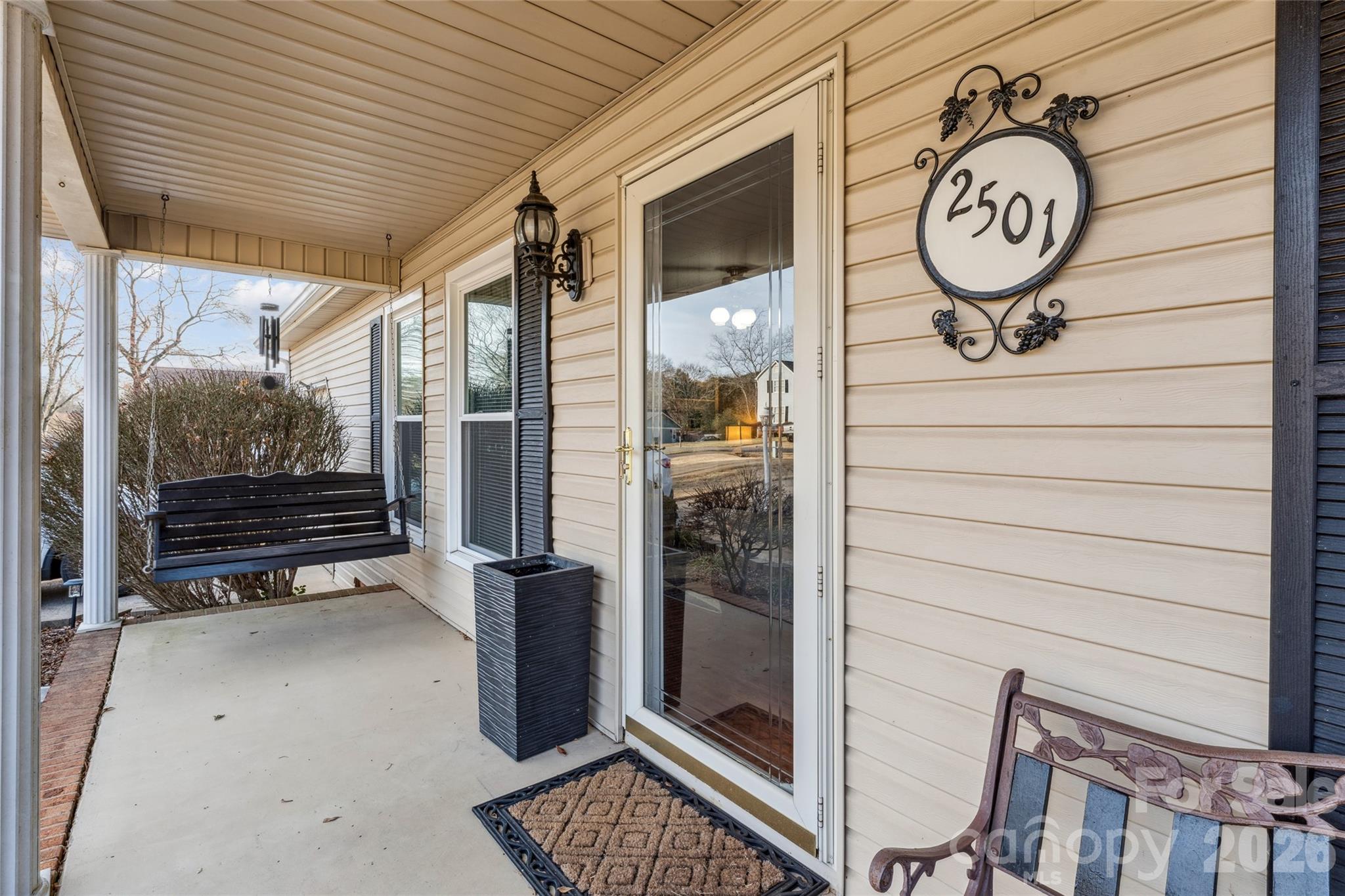 2501 Castlewood Drive