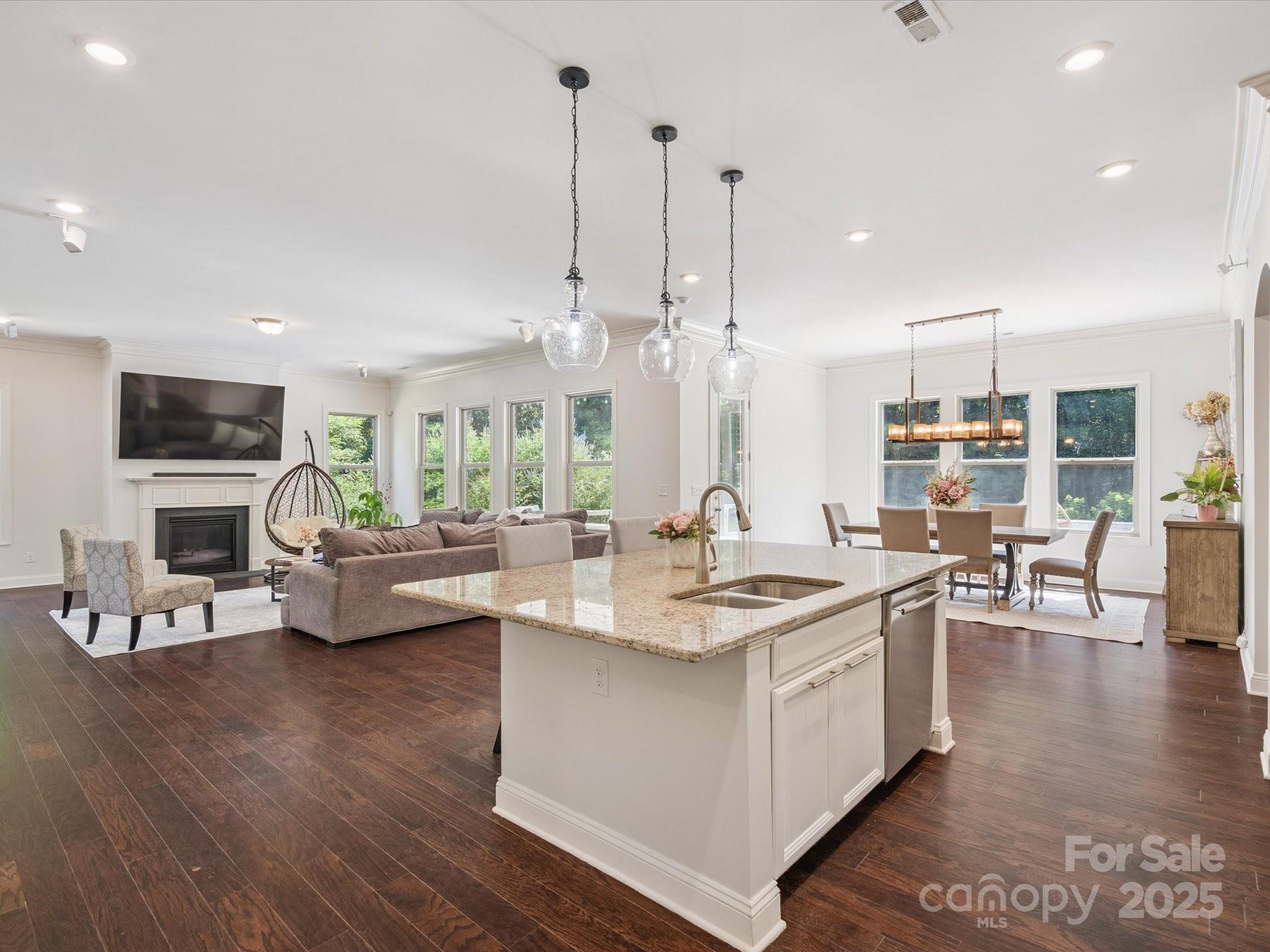 Cureton - Residential