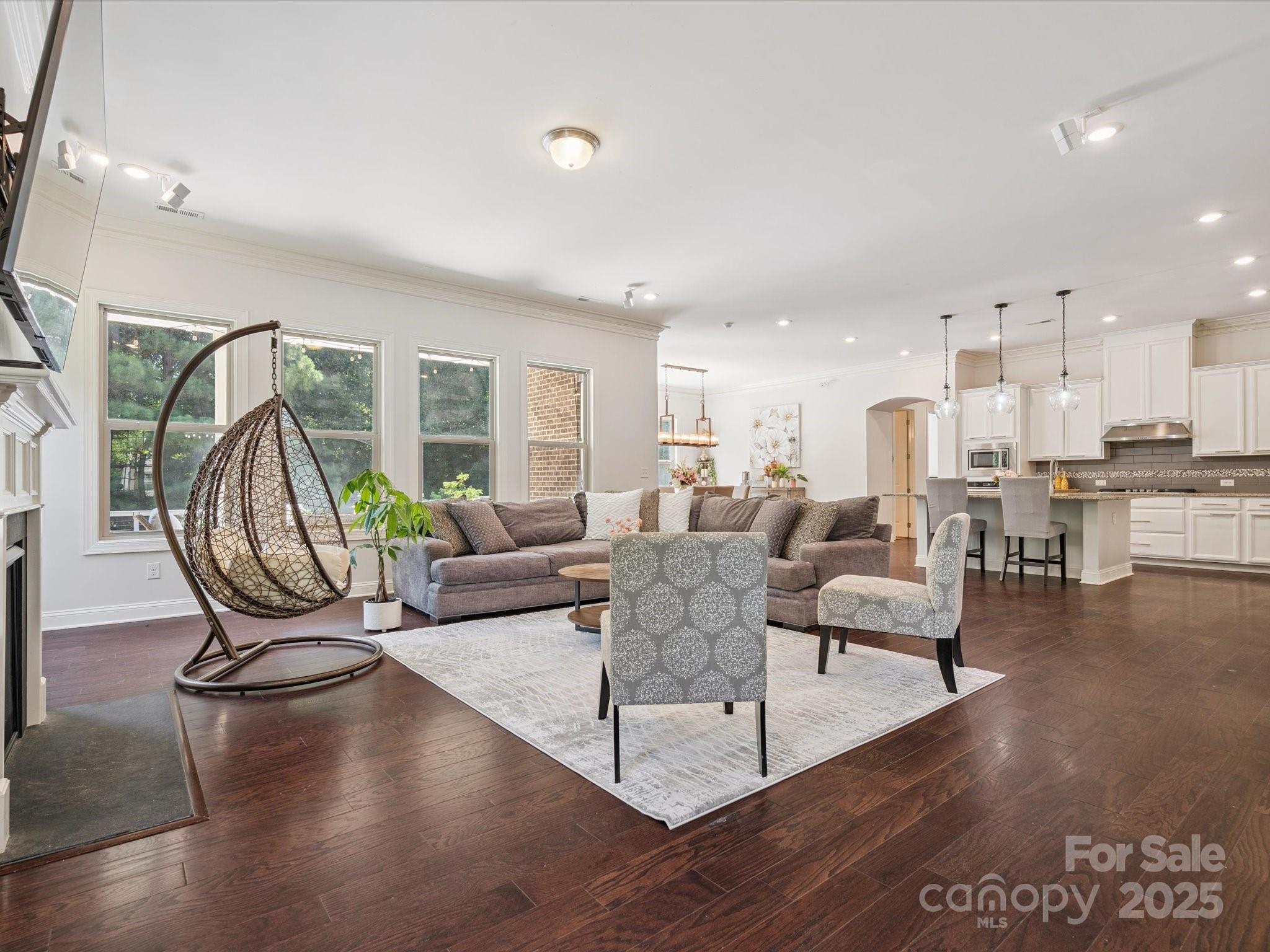 2751 Collaroy Road