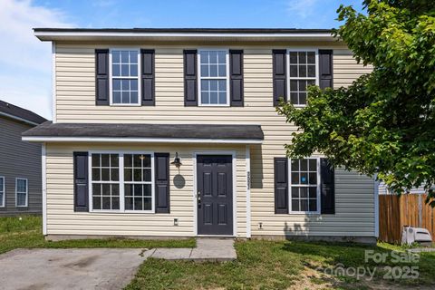 3527 Crestridge Drive Charlotte NC 28217