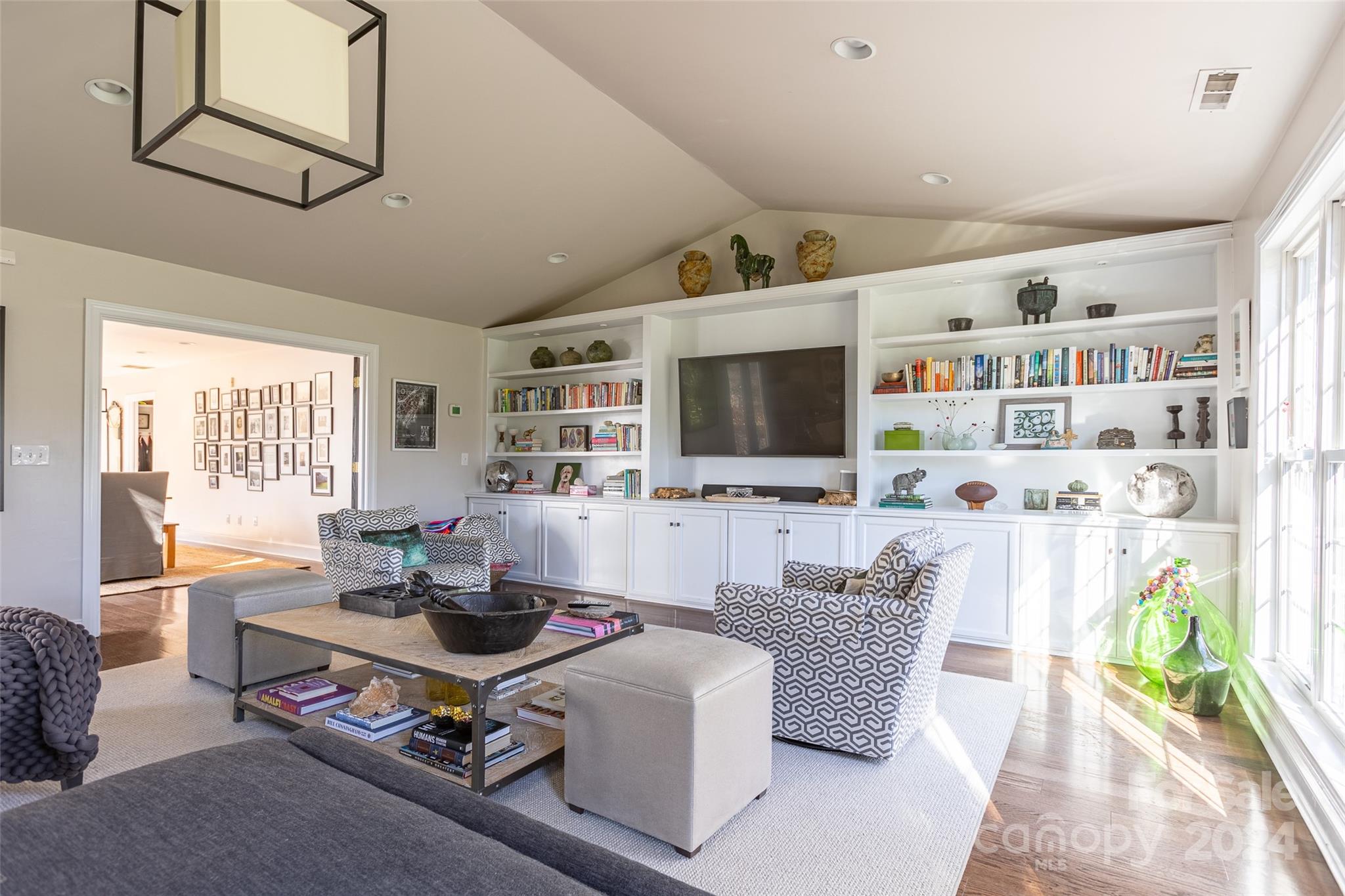 Montibello - Residential