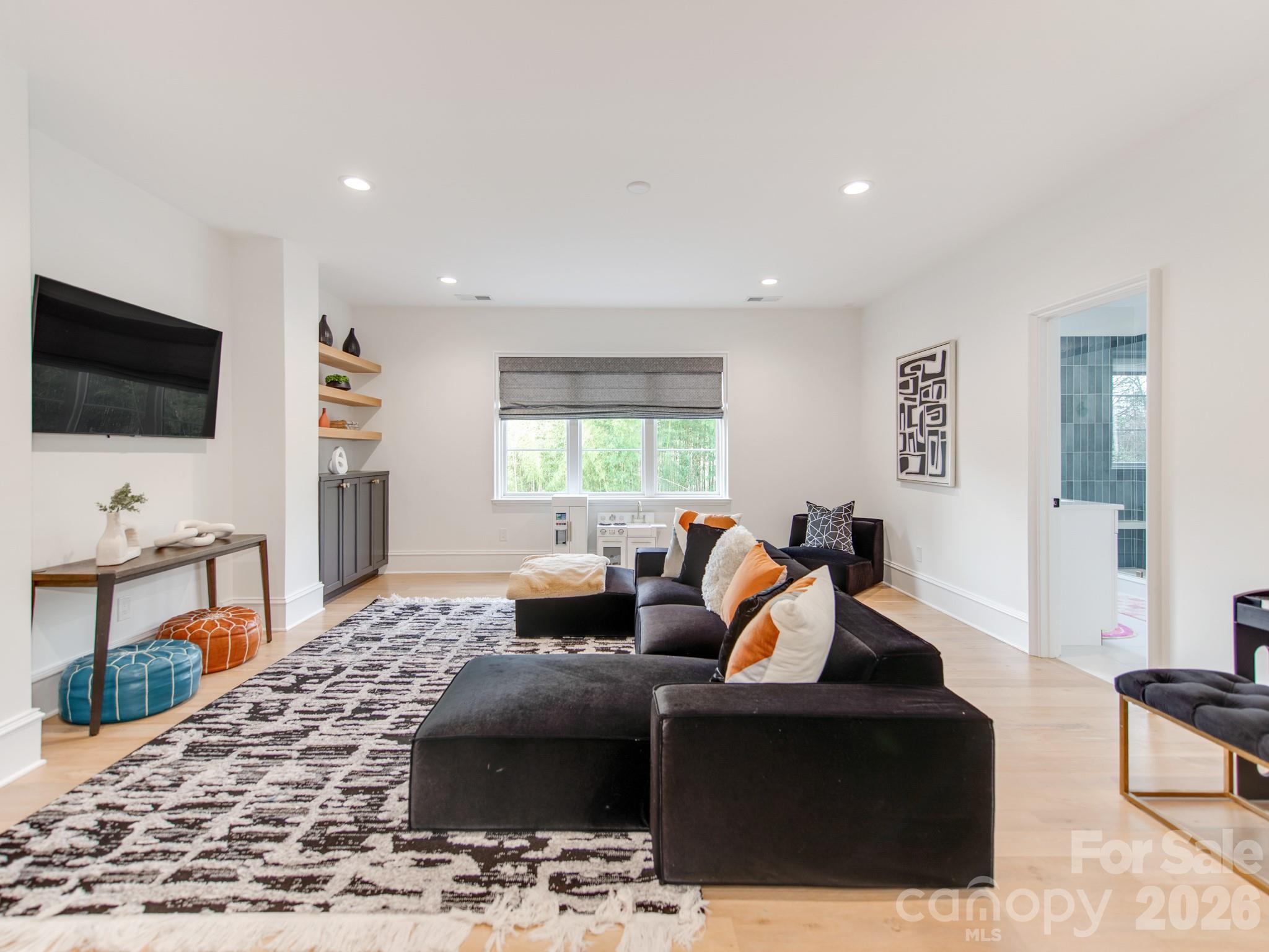 Mammoth Oaks - Residential