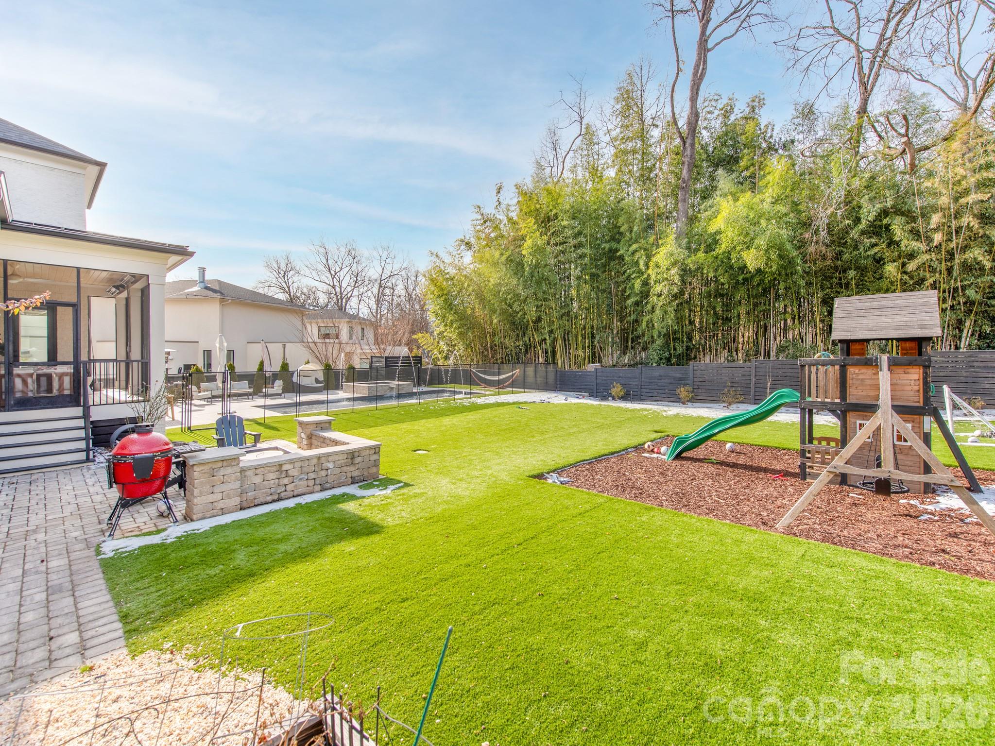 Mammoth Oaks - Residential