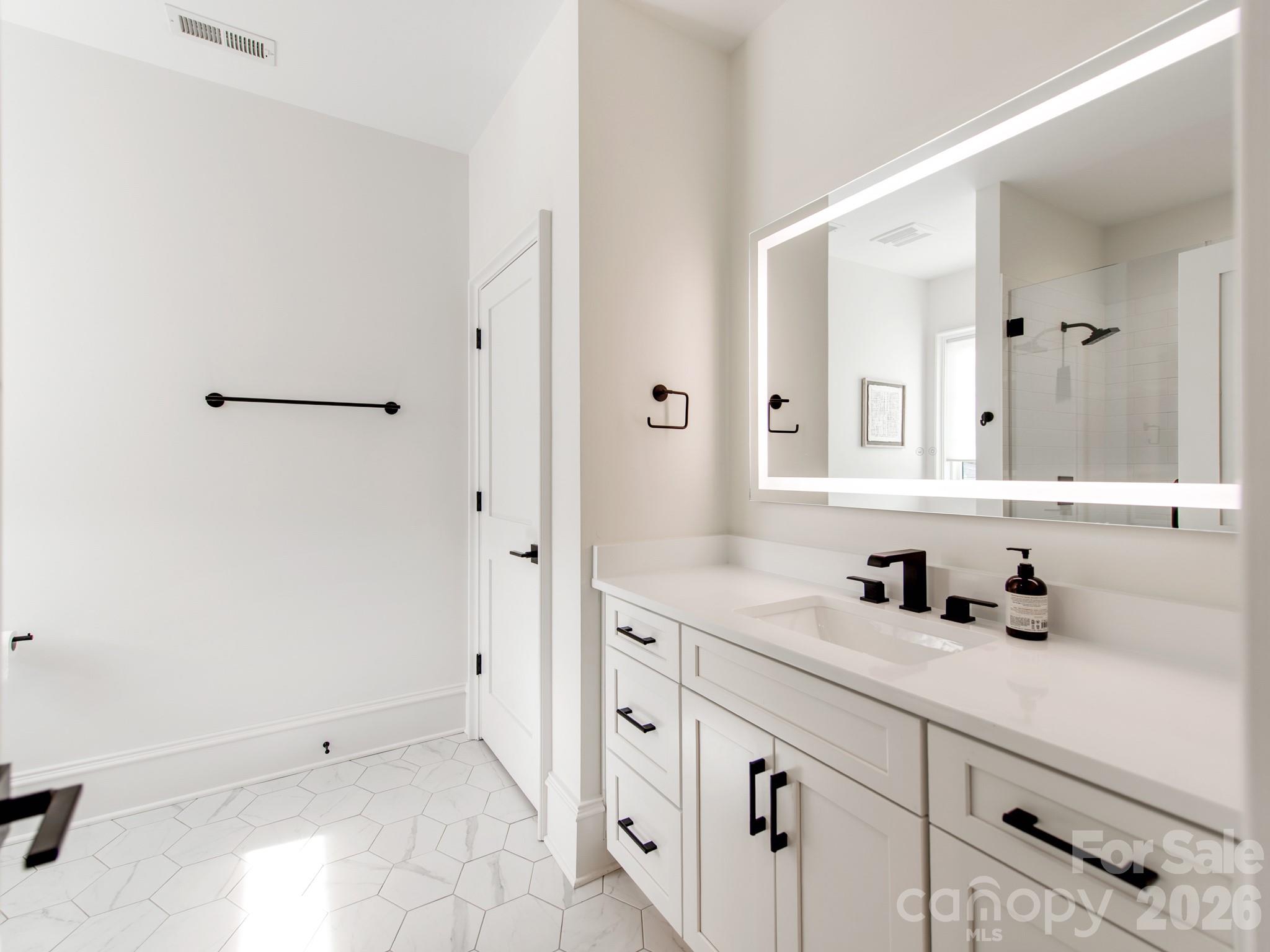 Mammoth Oaks - Residential