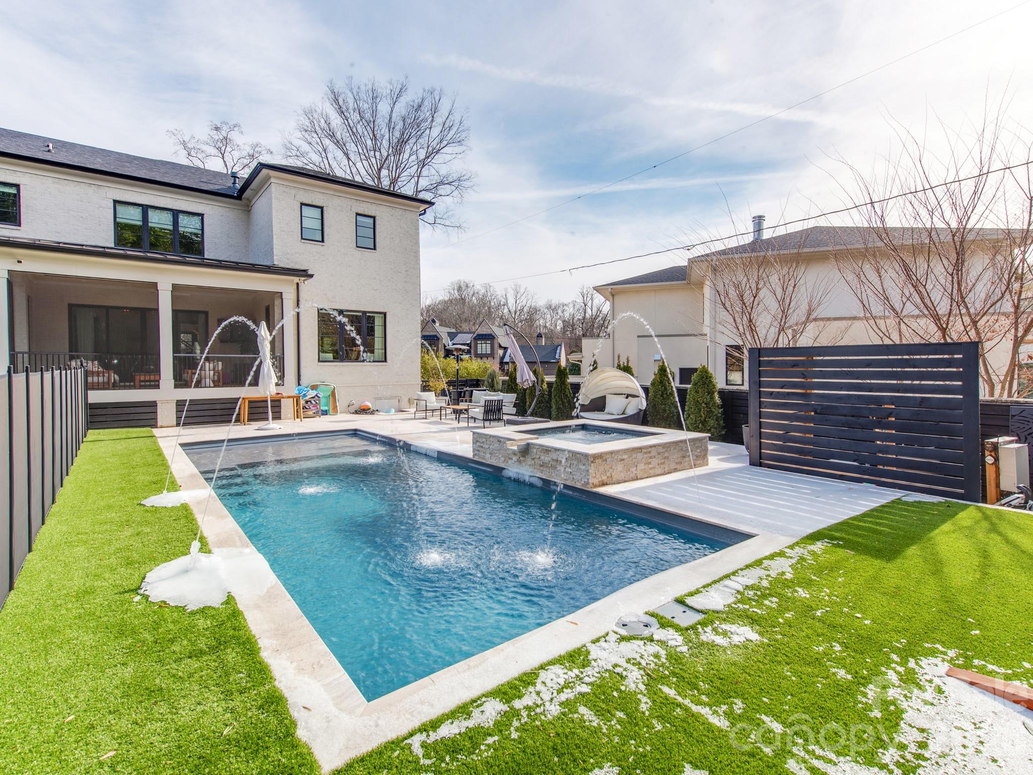 Mammoth Oaks - Residential