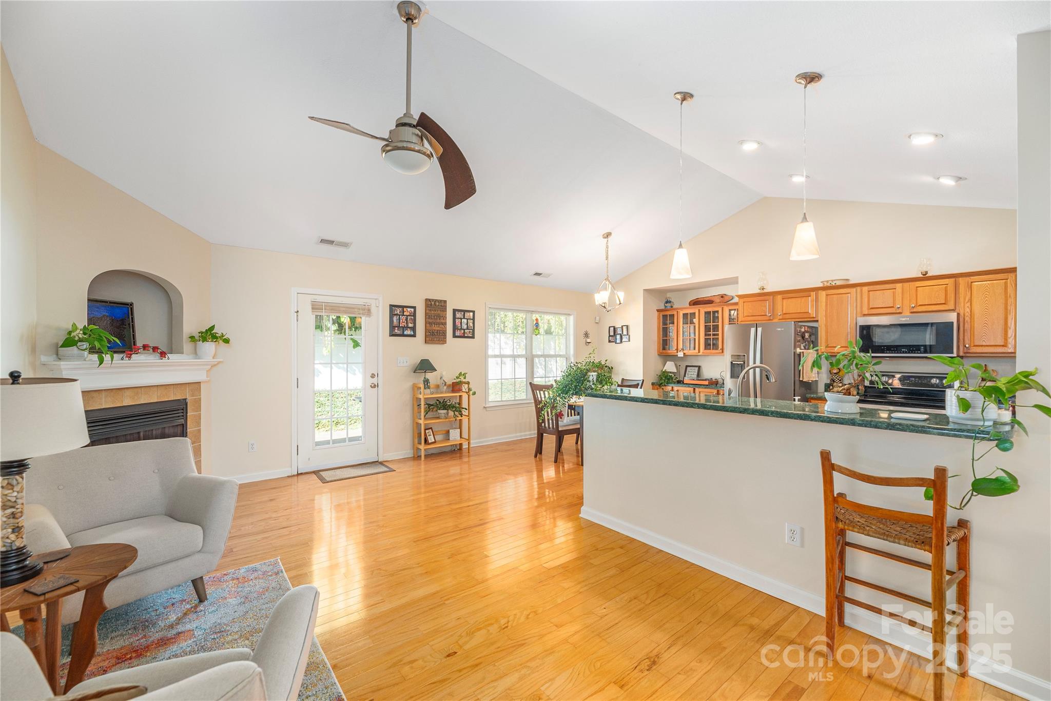 20 Ridgeland Lane