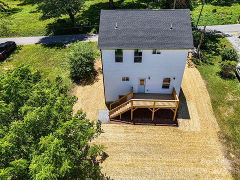 A home in Hendersonville