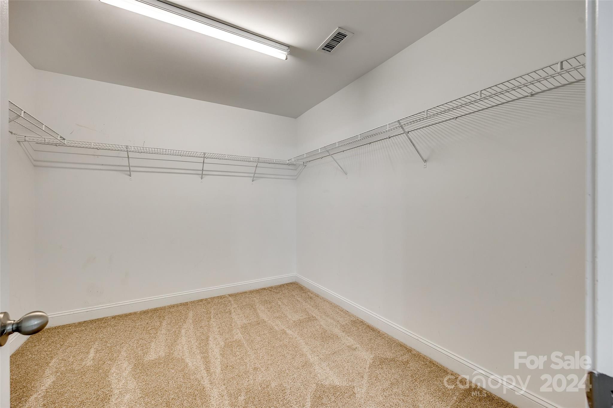 English Trails - Residential