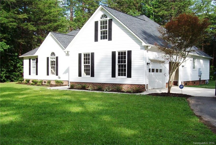 Private wooded setting, nice 3BR/2BA ranch with bonus up. Open floor plan,  tray ceiling in master. Possible office or Christmas closet off bonus, screened porch, deck. Lots of updates! Must see, must have home. 1 YEAR AMERICA'S PREFERRED HOME WARRANTY IN PLACE