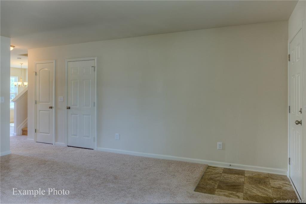 Oaks Of Broadway - Residential