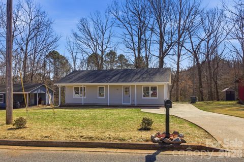 Photo of 707 Creekridge Drive, Monroe, NC 28110 (MLS # 4347171)