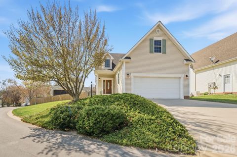 Photo of 8 Sweet Gum Drive, Asheville, NC 28805 (MLS # 4364164)