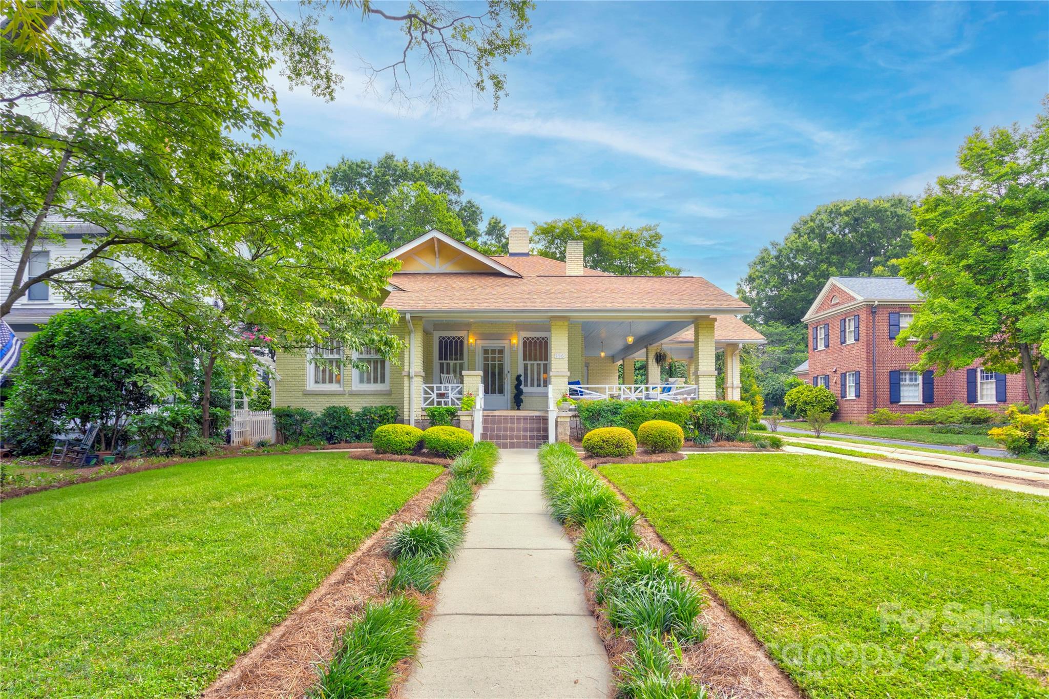 156 Union Street N