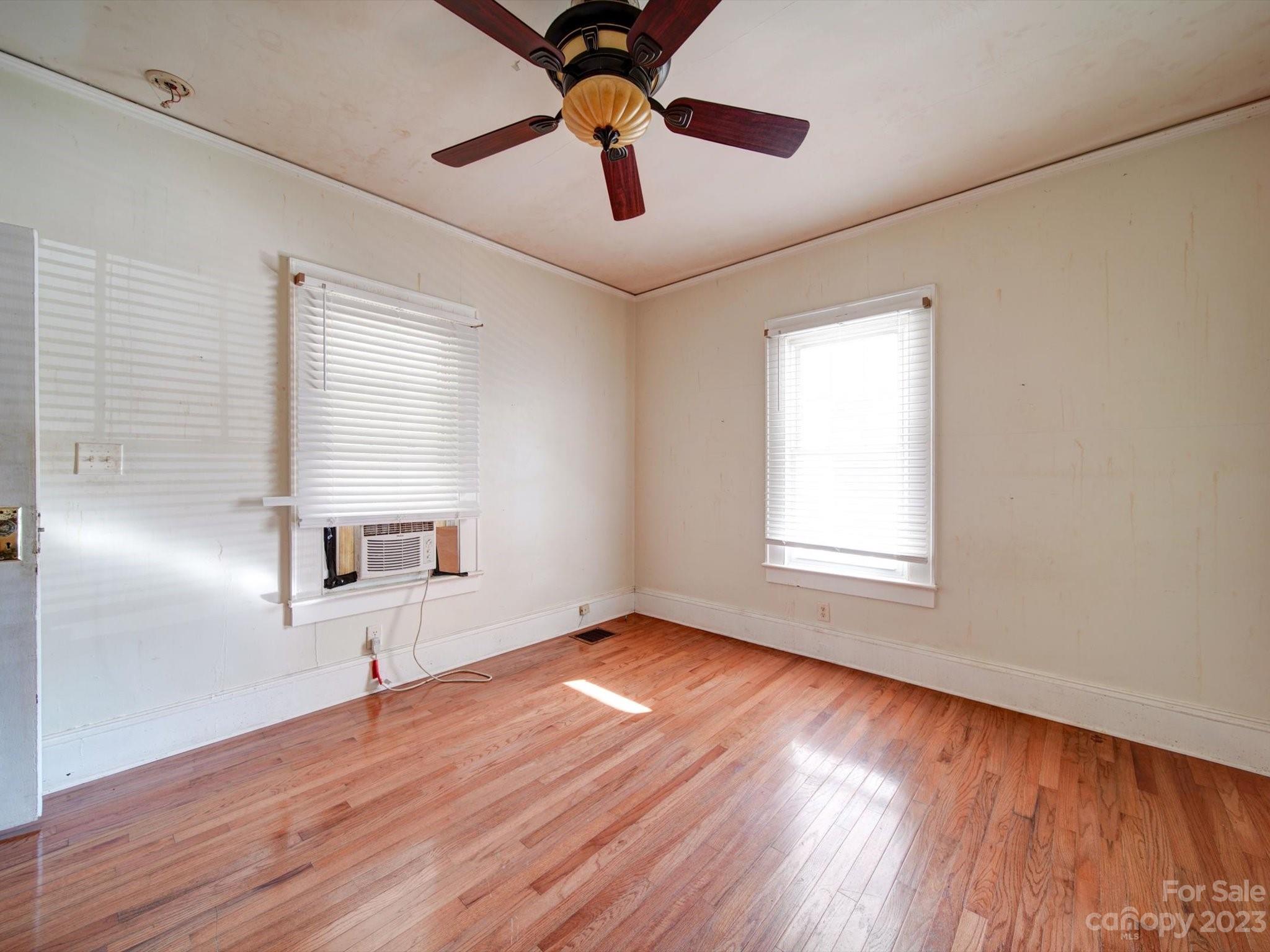 Lincoln Park - Residential