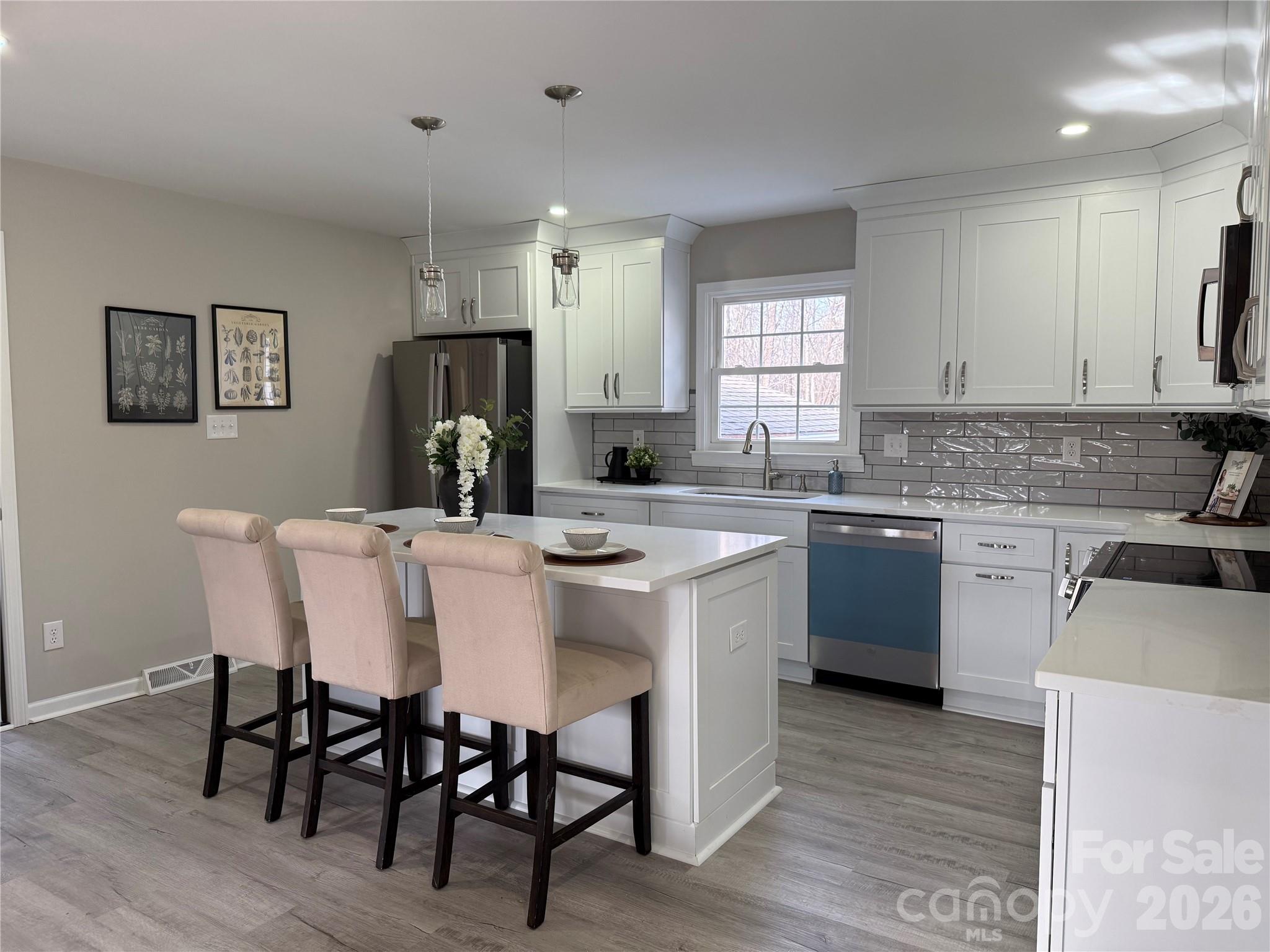 2411 Kimway Drive L17