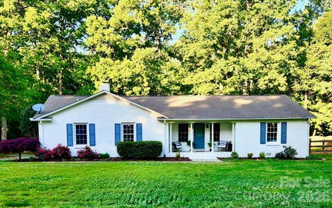 Photo of 2411 Kimway Drive, Matthews, NC 28105 (MLS # 4353737)