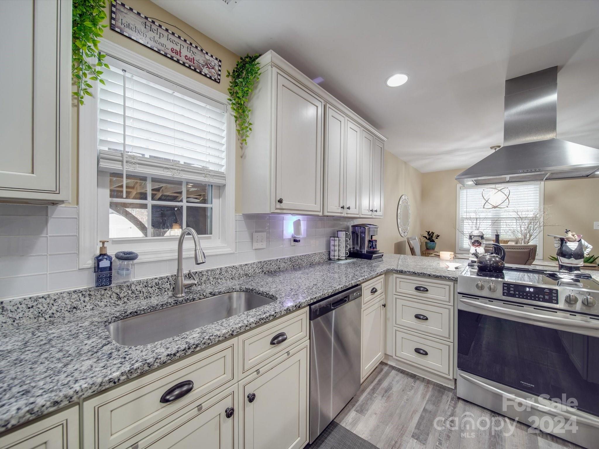 Hamilton Place - Residential