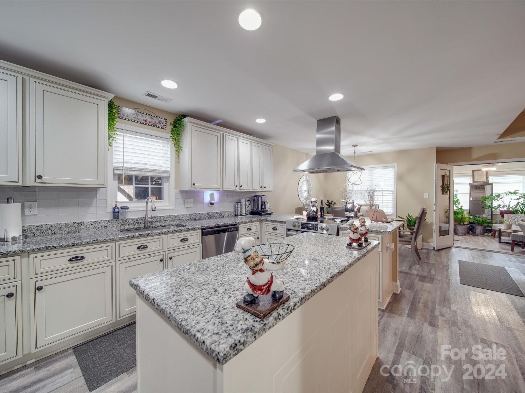 Hamilton Place - Residential