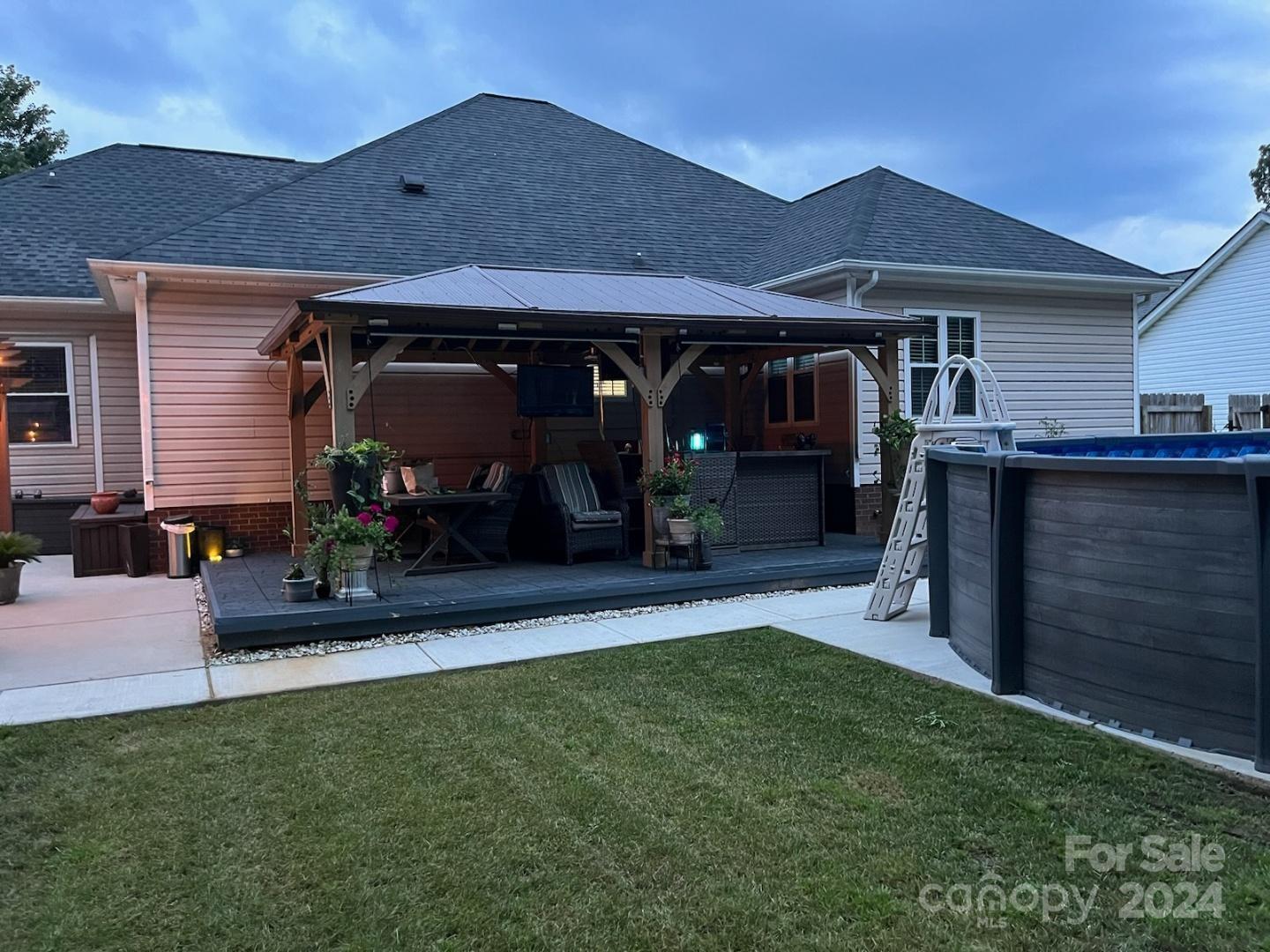 Hamilton Place - Residential