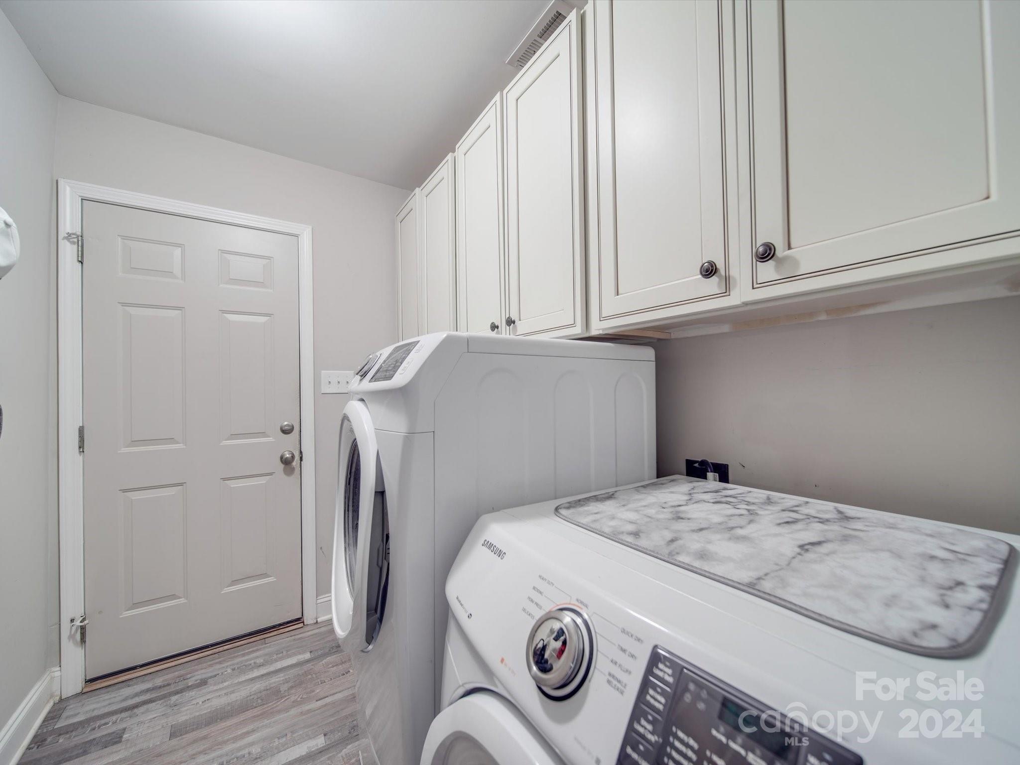 Hamilton Place - Residential