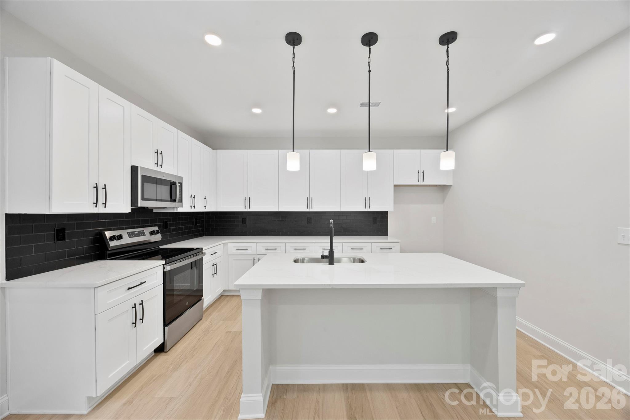 4523 Binwhe Lane