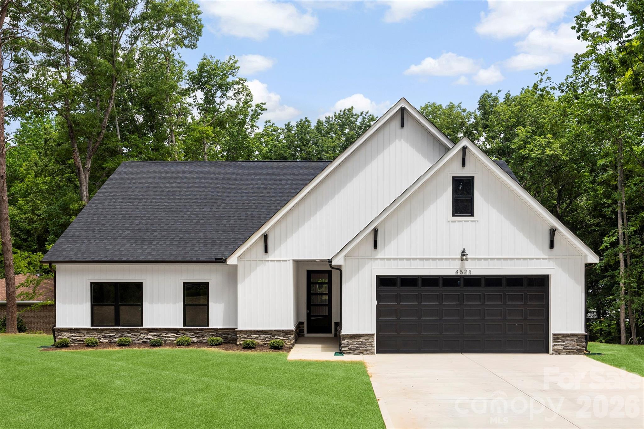 4523 Binwhe Lane