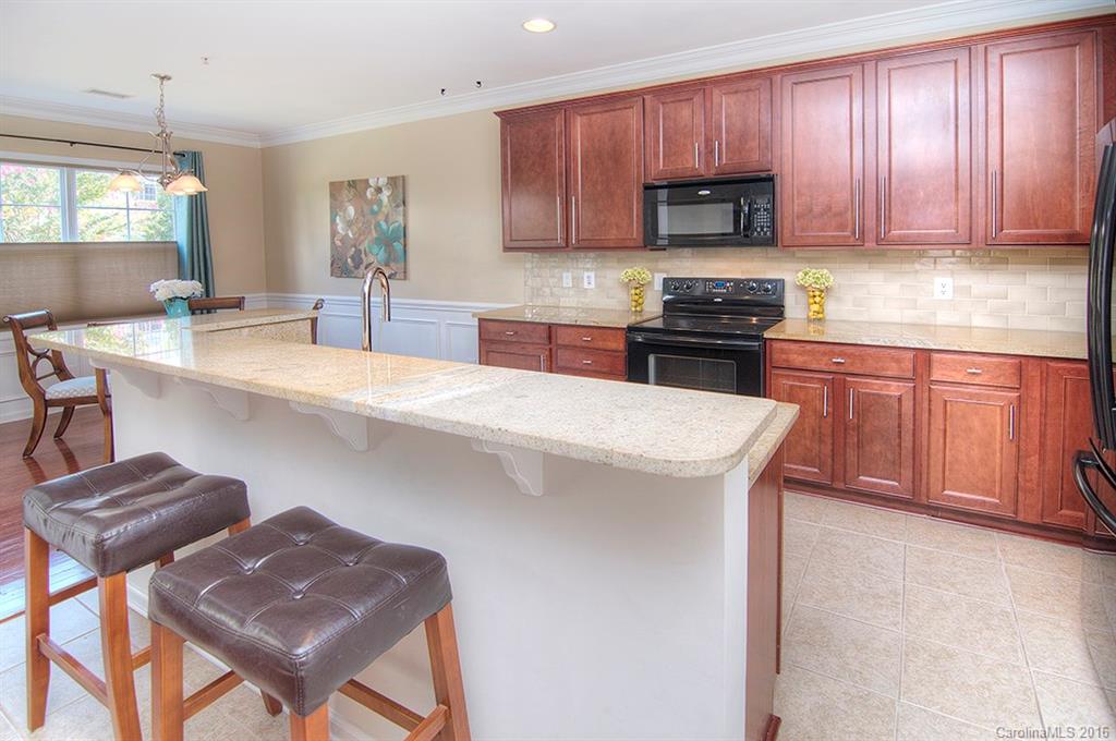 Lake Shore - Residential