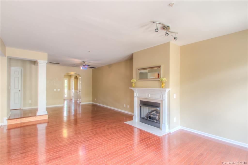 Lake Shore - Residential