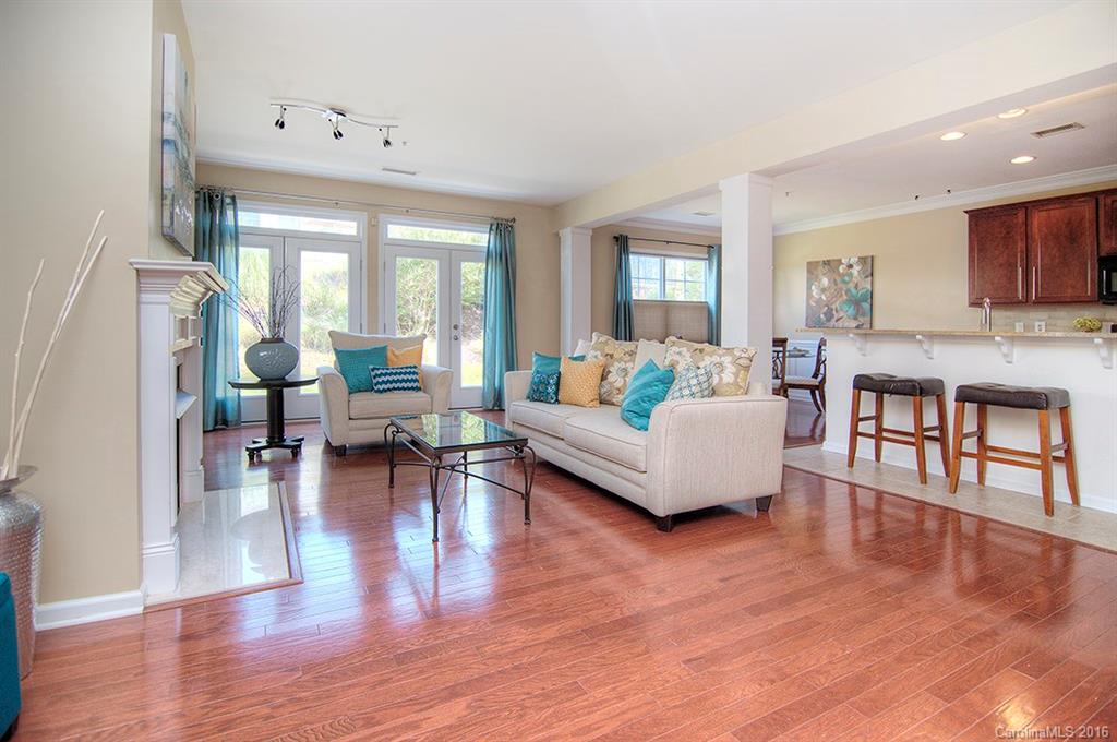 Lake Shore - Residential