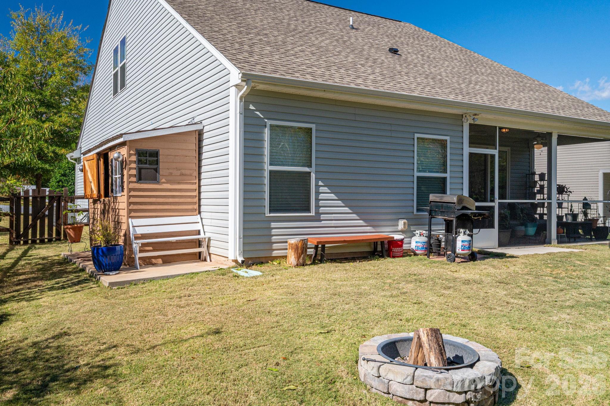 River Falls - Residential