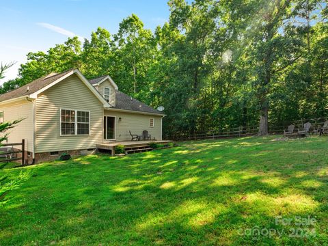 Single Family Residence in Clover SC 324 Goldeneye Drive 14.jpg